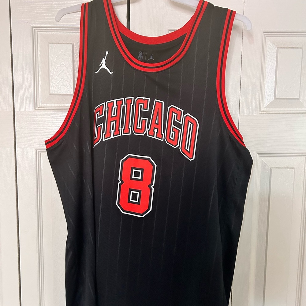 Black Chicago Bulls Basketball Jersey- Zach Lavine